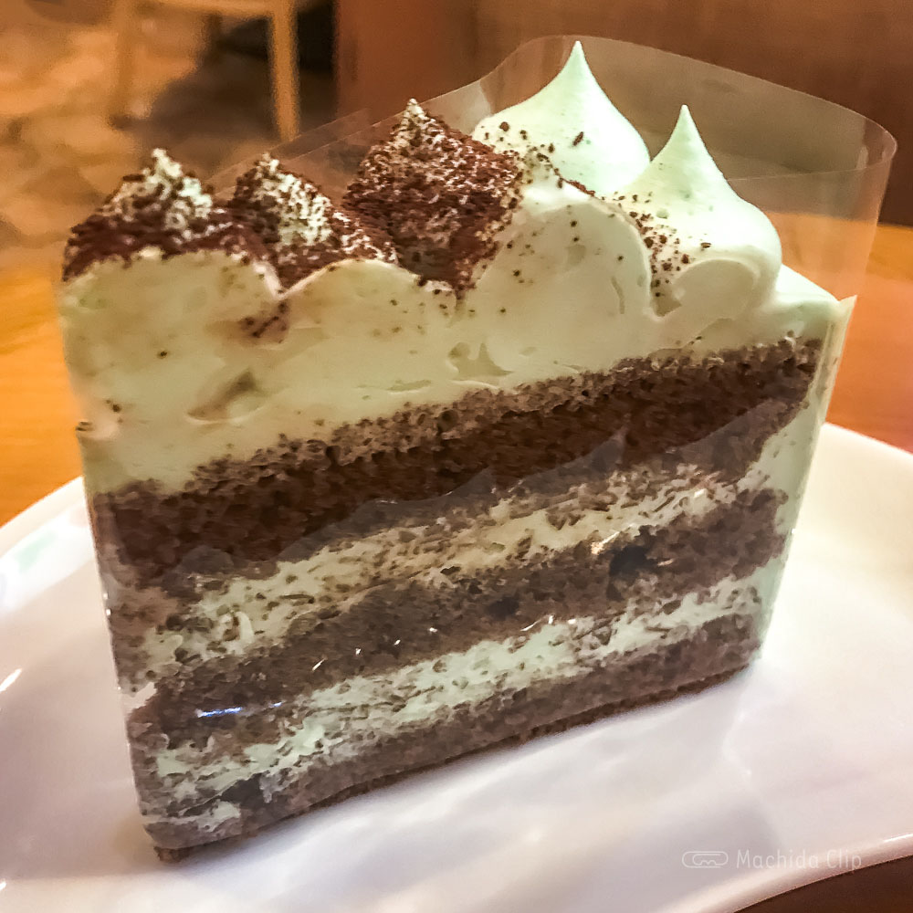 ダッキーダックカフェ 町田ジョルナ店のケーキの写真