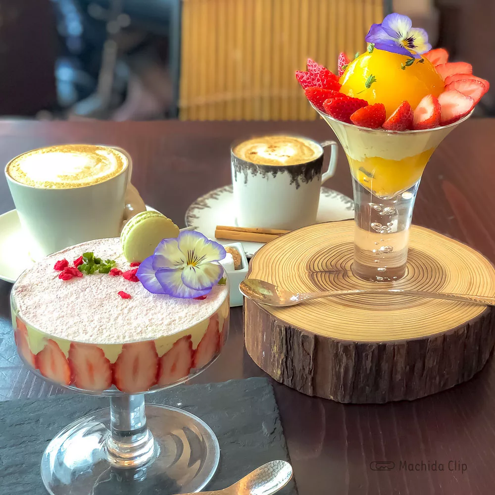カフェ中野屋のパフェの写真