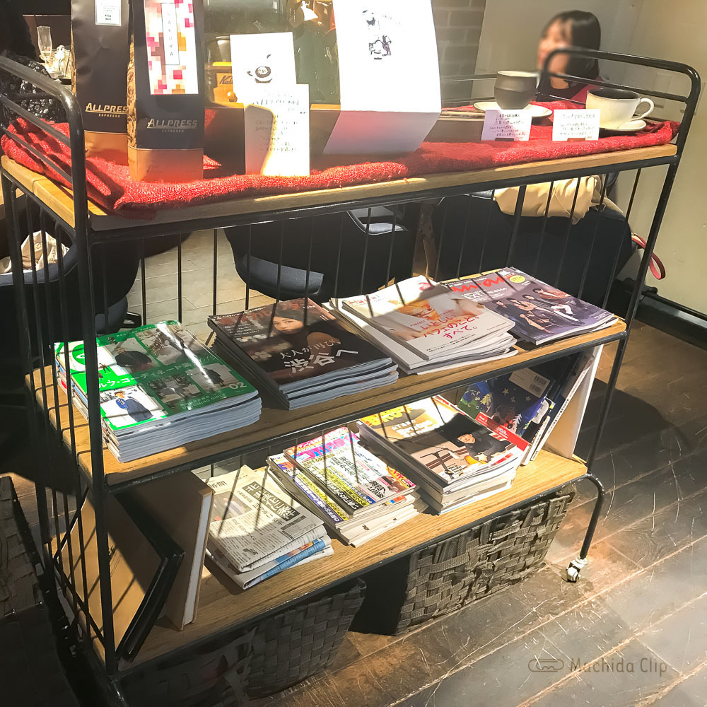 The CAFE（ザカフェ）の貸し出し雑誌の写真