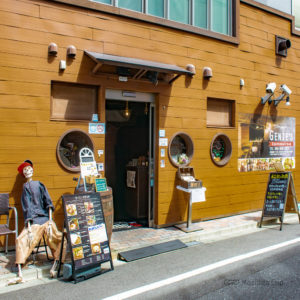 ジーニーズ 町田店の入り口の写真