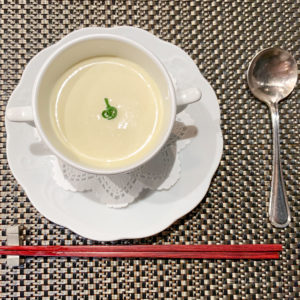 鉄板 たかはしの冷製スープの写真