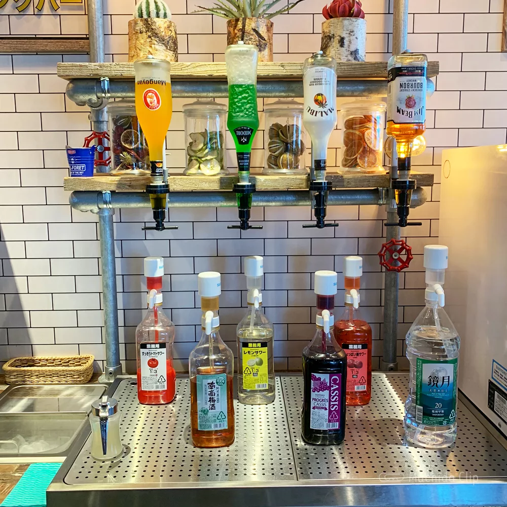 にくスタ 町田旭町店のアルコールバーの写真