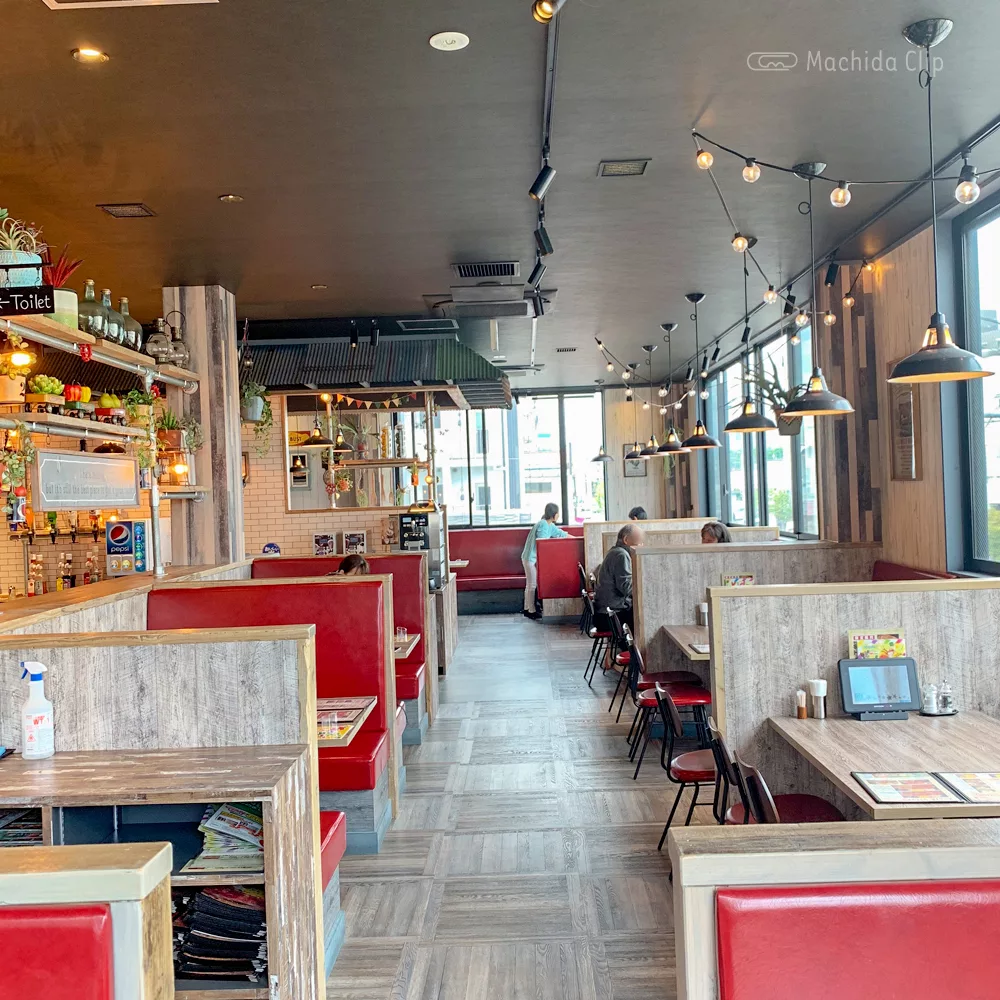 にくスタ 町田旭町店の店内の写真