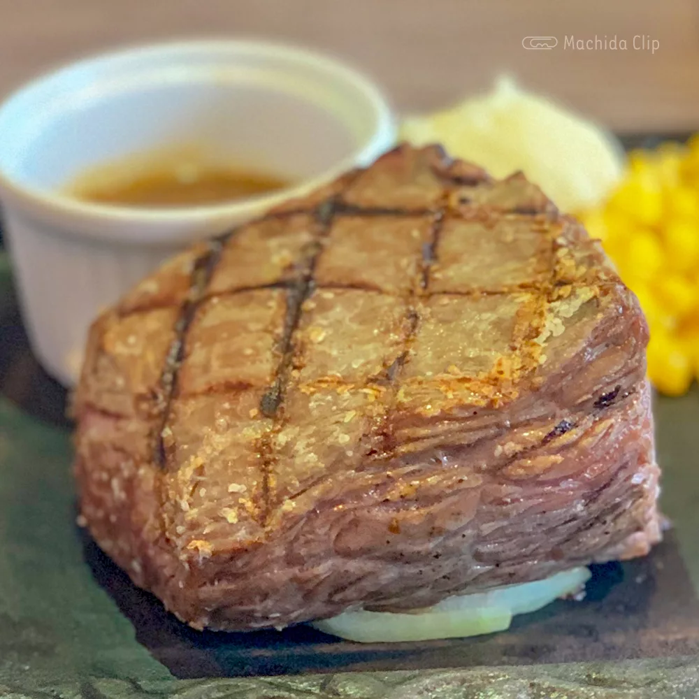 にくスタ 町田旭町店のステーキの写真
