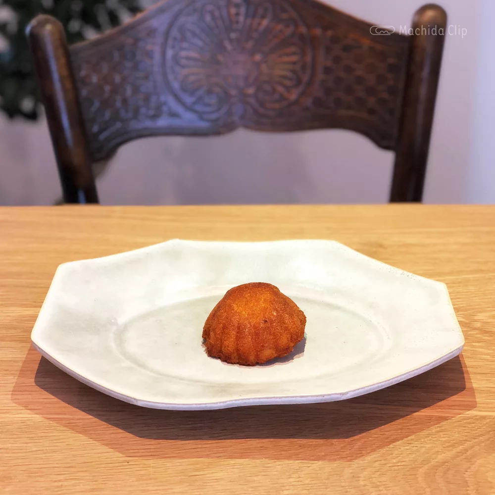 パティスリー アンカド 町田 パティシエが作る映えな贅沢ケーキ 19年2月にオープンしたおしゃれカフェ Patisserie Un Cadeau 町田のランチ予約ならマチダクリップ