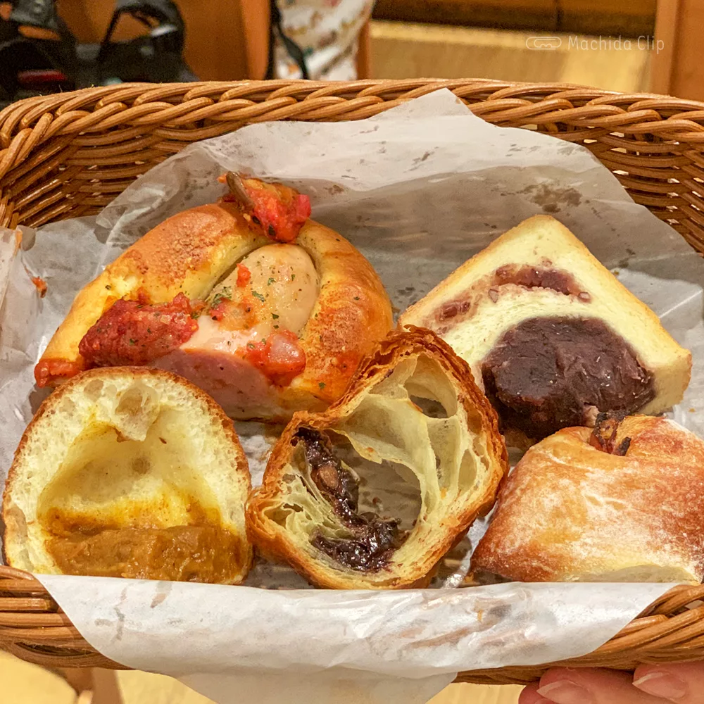 Heart Bread Antique ハートブレッドアンティーク 町田店ではパン食べ放題が500円 コスパ最強のお得なモーニング 町田 駅のランチ検索など町田の地域情報メディア マチダクリップ