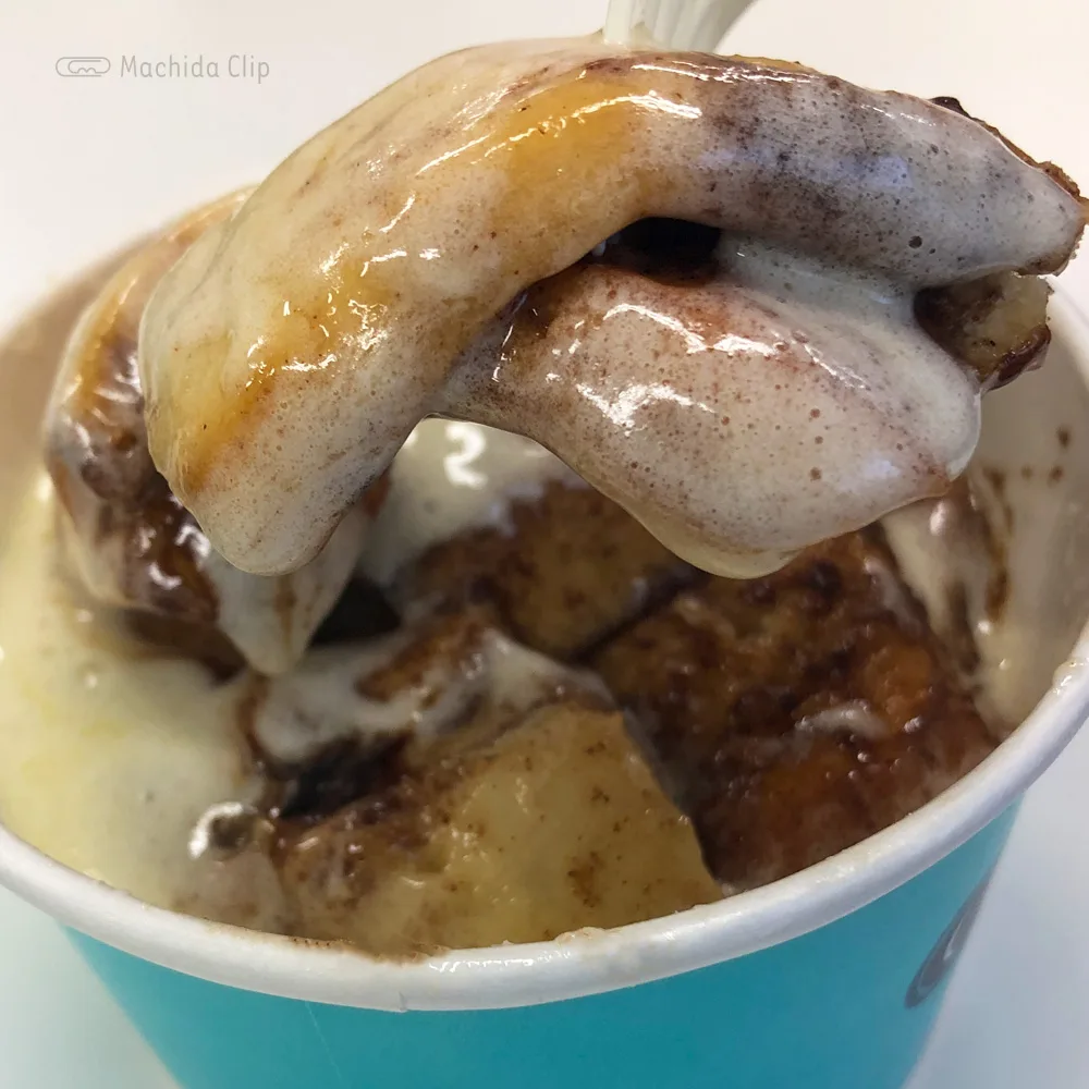 Cinnabon シナボン 町田マルイのロール・オン・ザ・ゴーの写真