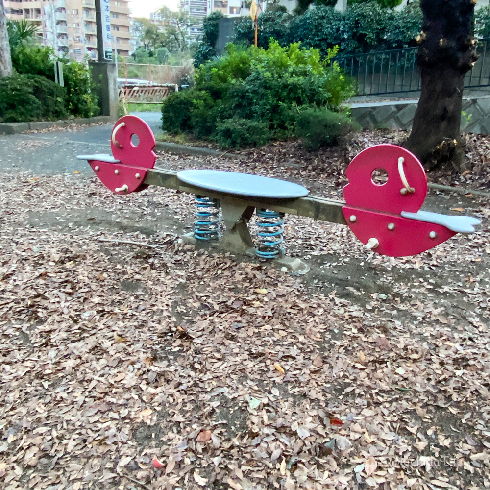 鹿島台公園の遊具の写真