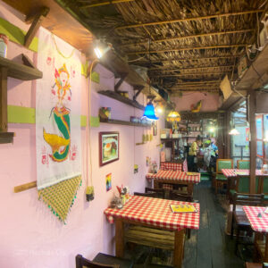 BACKPACKER'S CAFE 旅人食堂 町田屋台店 （バックパッカーズカフェ ）の店内の写真