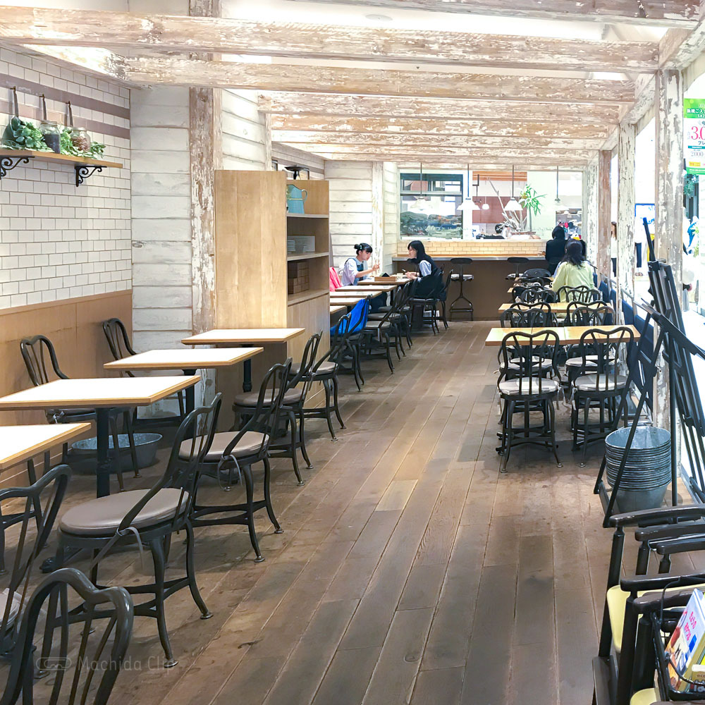 J.S. PANCAKE CAFE 町田モディ店の店内の写真