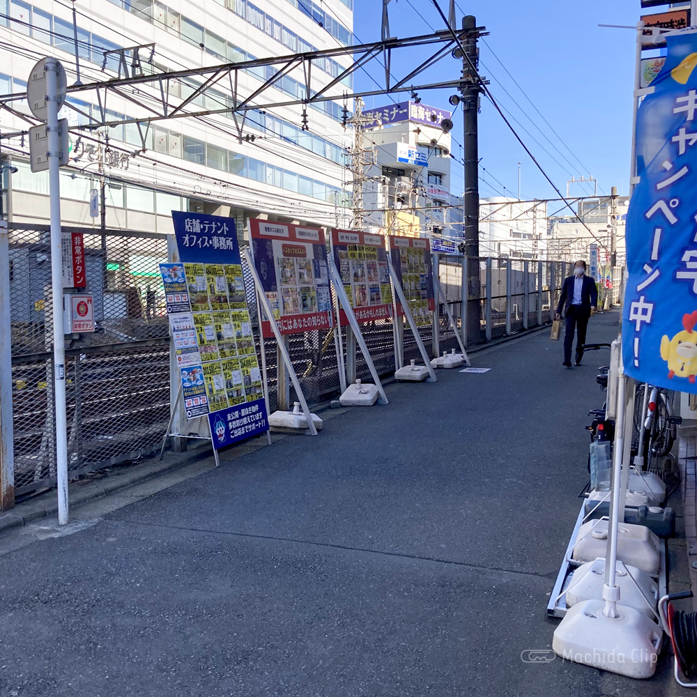 Colormell（カラメル）町田東口店の道順の写真