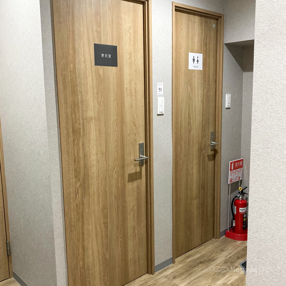 レンタルスタジオ STUDIO ZERO 町田ターミナル口店の更衣室の写真
