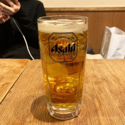 串かつでんがな 町田店のビールの写真