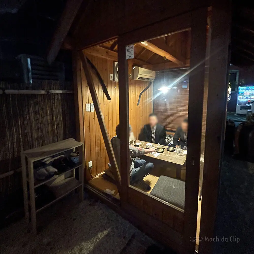 Thumbnail of http://焼き鳥専門%20一(はじめ)の店内の写真