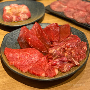 まめ牛 町田店の肉の写真