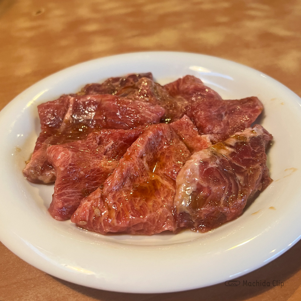 牛繁 町田駅前店の肉の写真
