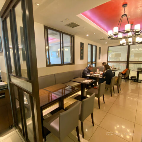 中国名菜 銀座アスター プティシーヌ町田の店内の写真