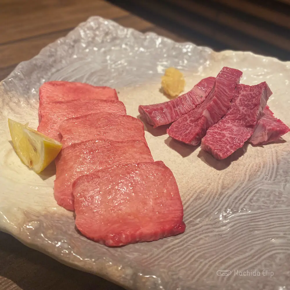 Thumbnail of http://焼肉%20一頭両騨%20別館の肉の写真