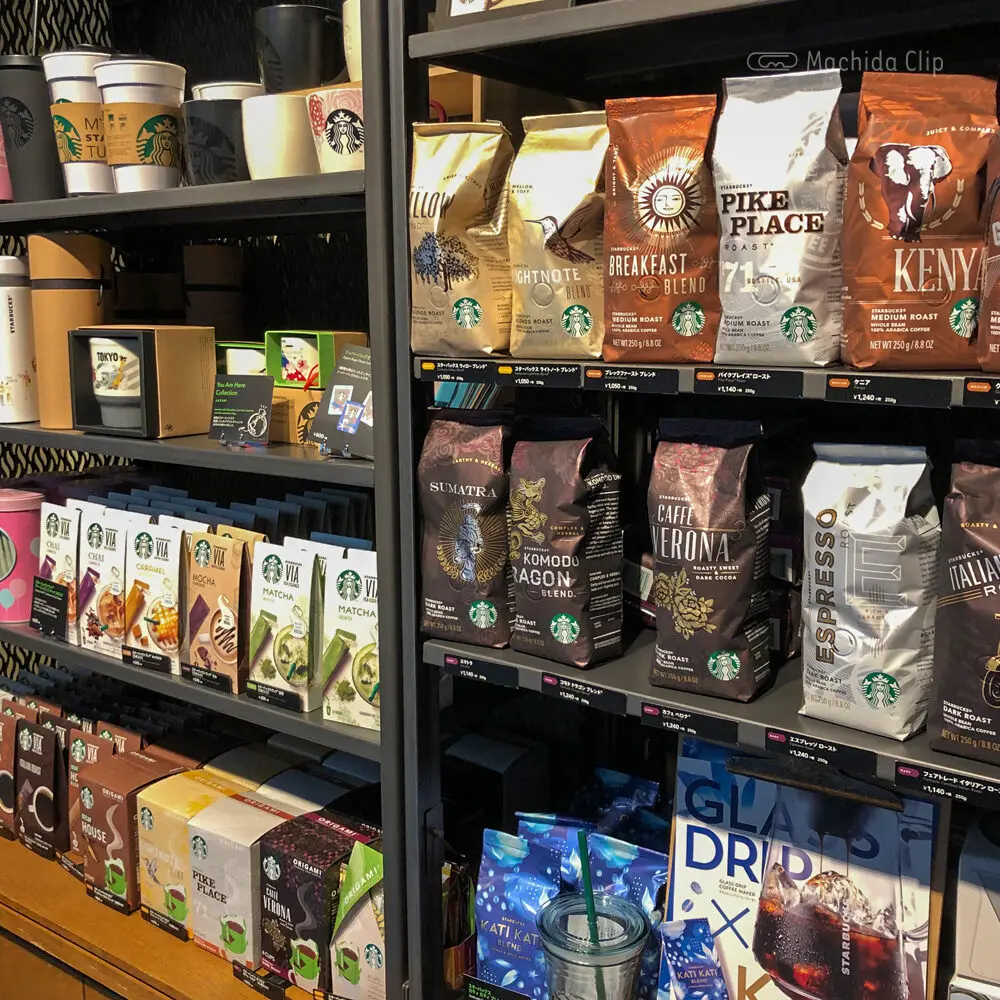 Thumbnail of http://スターバックスコーヒー%20ぽっぽ町田店の店内の写真