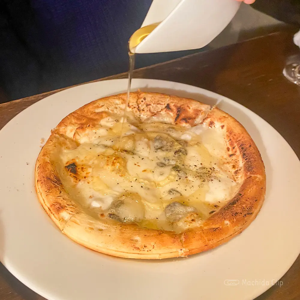 Lovers ROCK 町田店のピザの写真