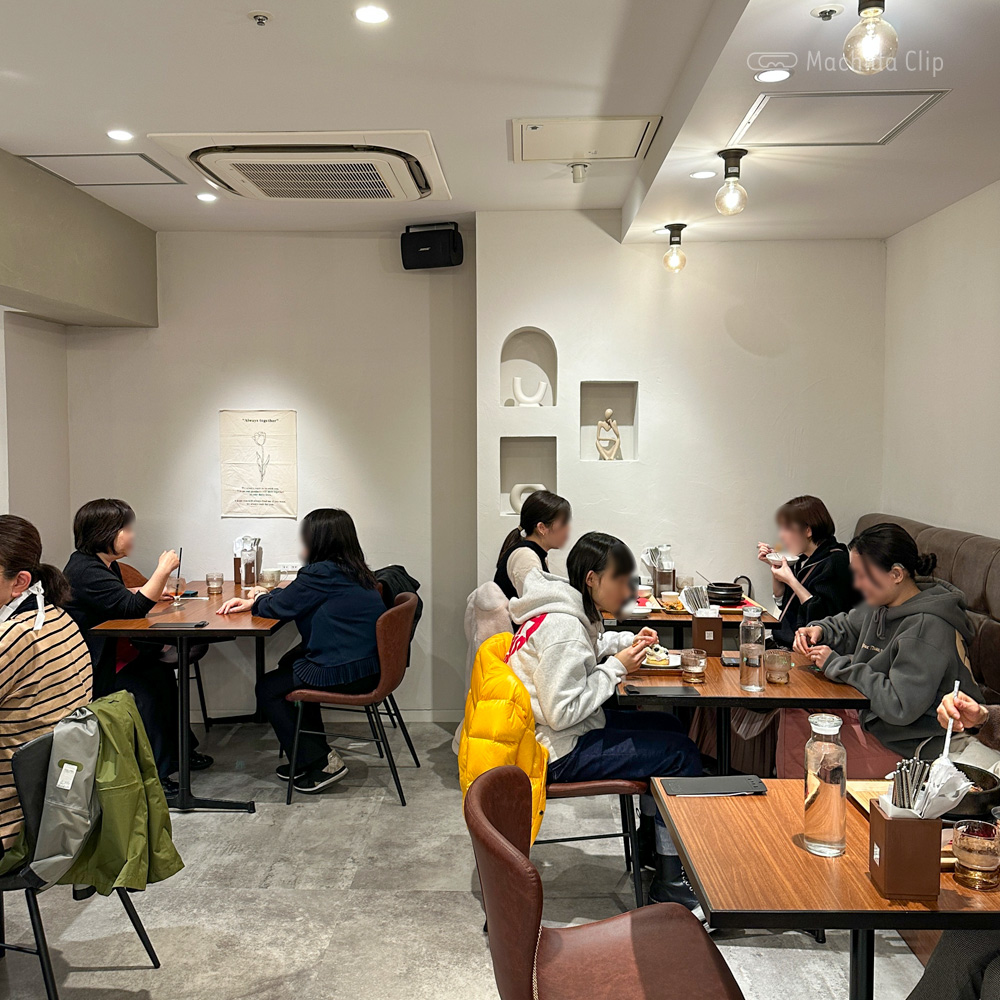 コリアンキッチン・シジャン 町田モディ店の店内の写真
