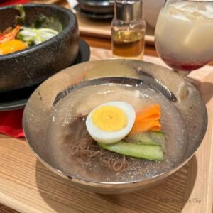 コリアンキッチン・シジャン 町田モディ店の冷麺の写真