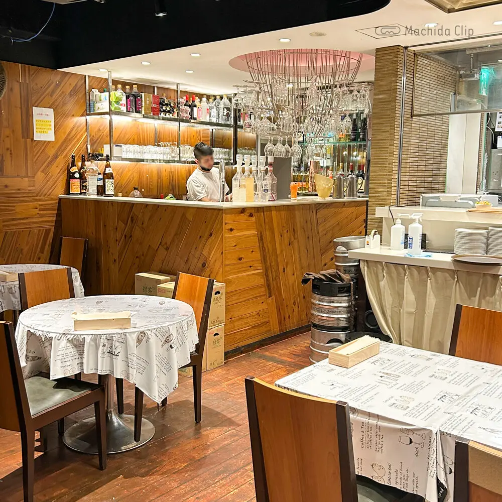 Thumbnail of http://Modern%20Cuisine%20Lotus(ロータス)%20町田駅前の店内の写真