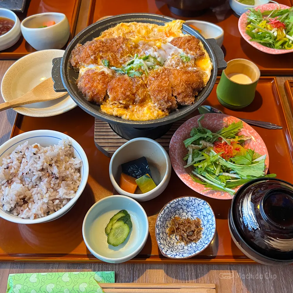 おもてなしとりよし 町田店のランチの写真