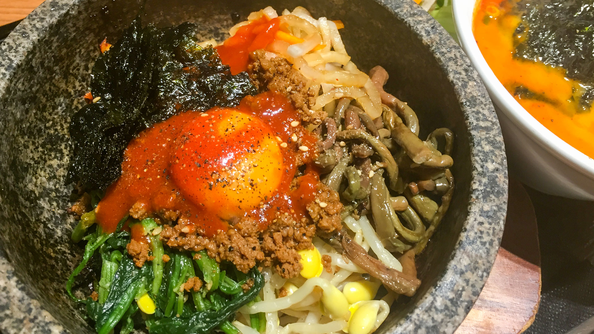 焼肉トラジ 町田店の料理の写真