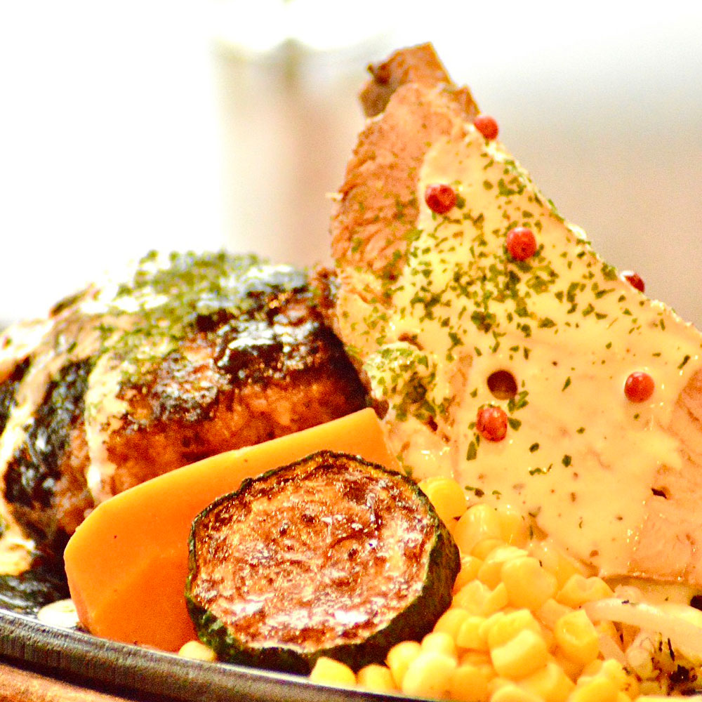 肉ダイニング 鉄重 町田店の料理の写真