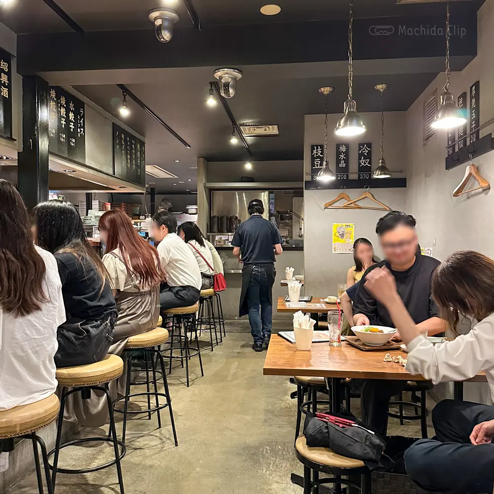 Thumbnail of http://餃子製造直販%20餃山堂の店内の写真