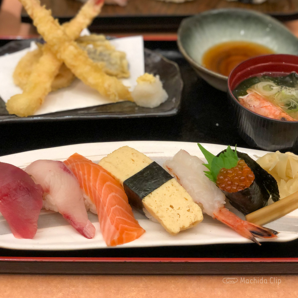 Thumbnail of http://海鮮処%20寿し常%20町田東急ツインズ店のお寿司の写真