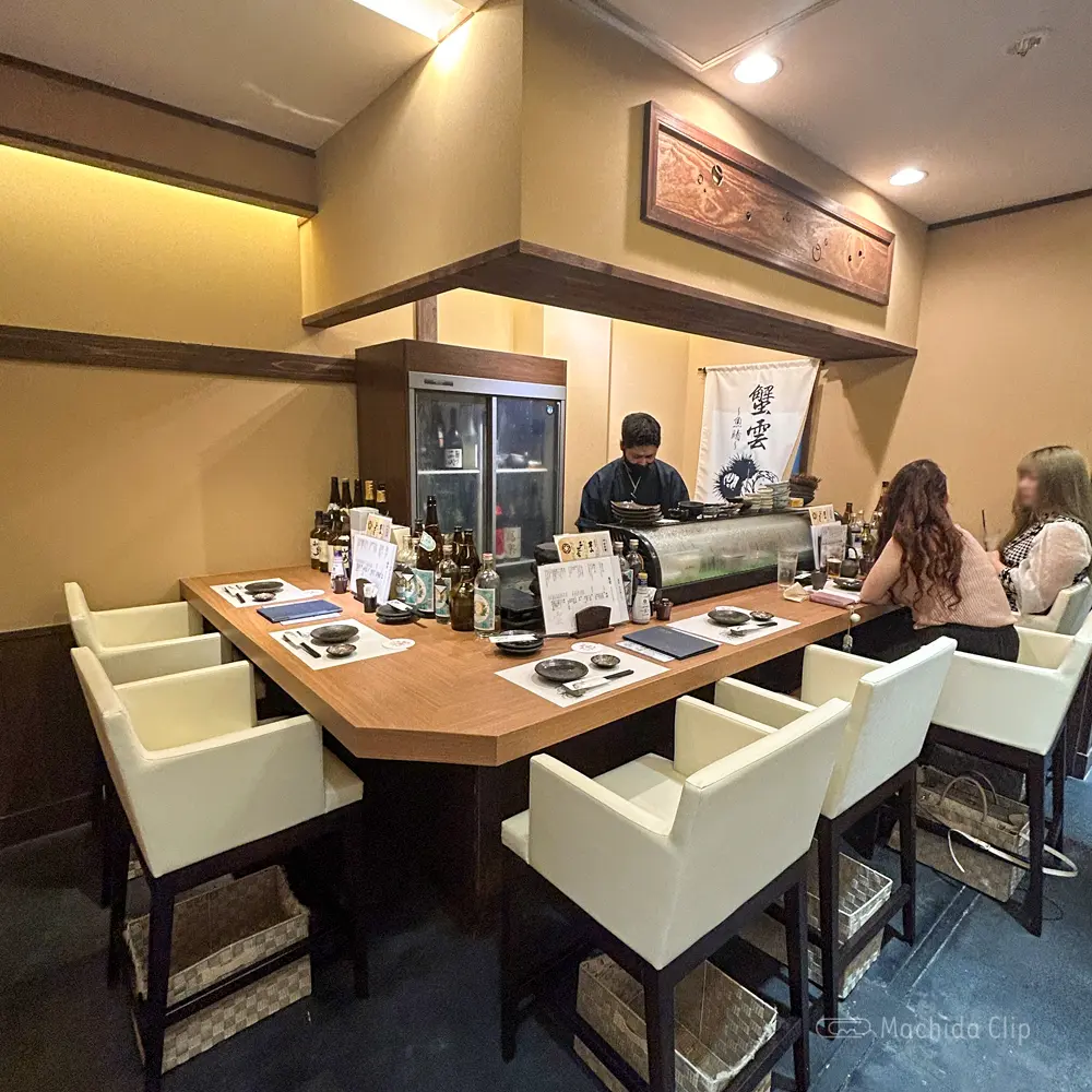 Thumbnail of http://蟹雲(かいうん)魚晴の店内の写真