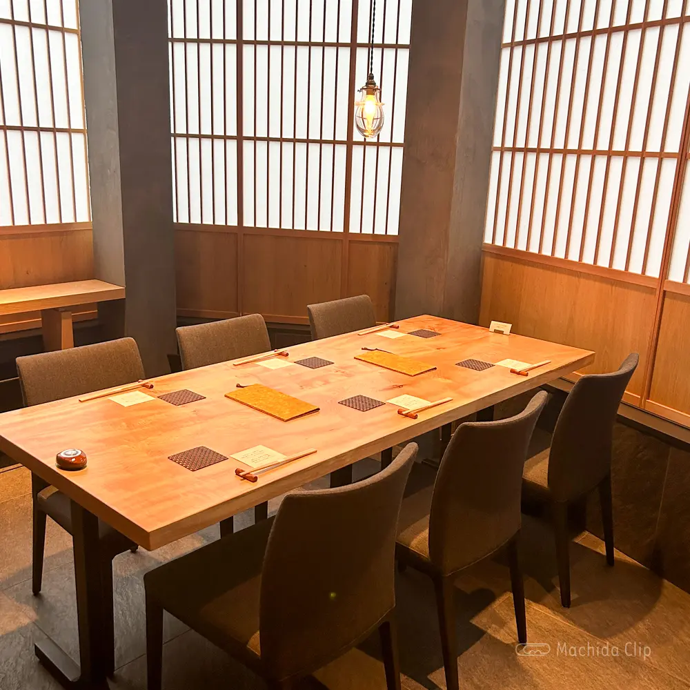 Thumbnail of http://鮨%20やざわの店内の写真