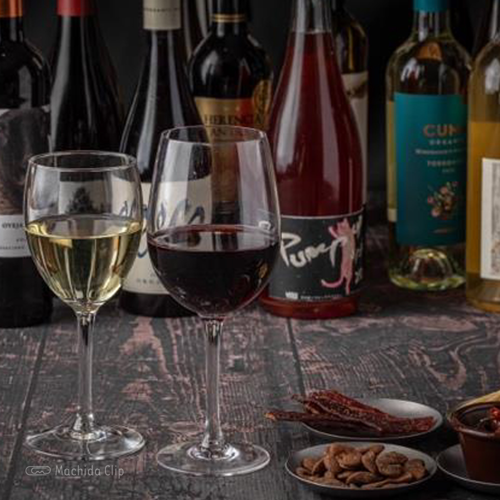 44 APARTMENT（ダブルフォーアパートメント）町田店のワインの写真