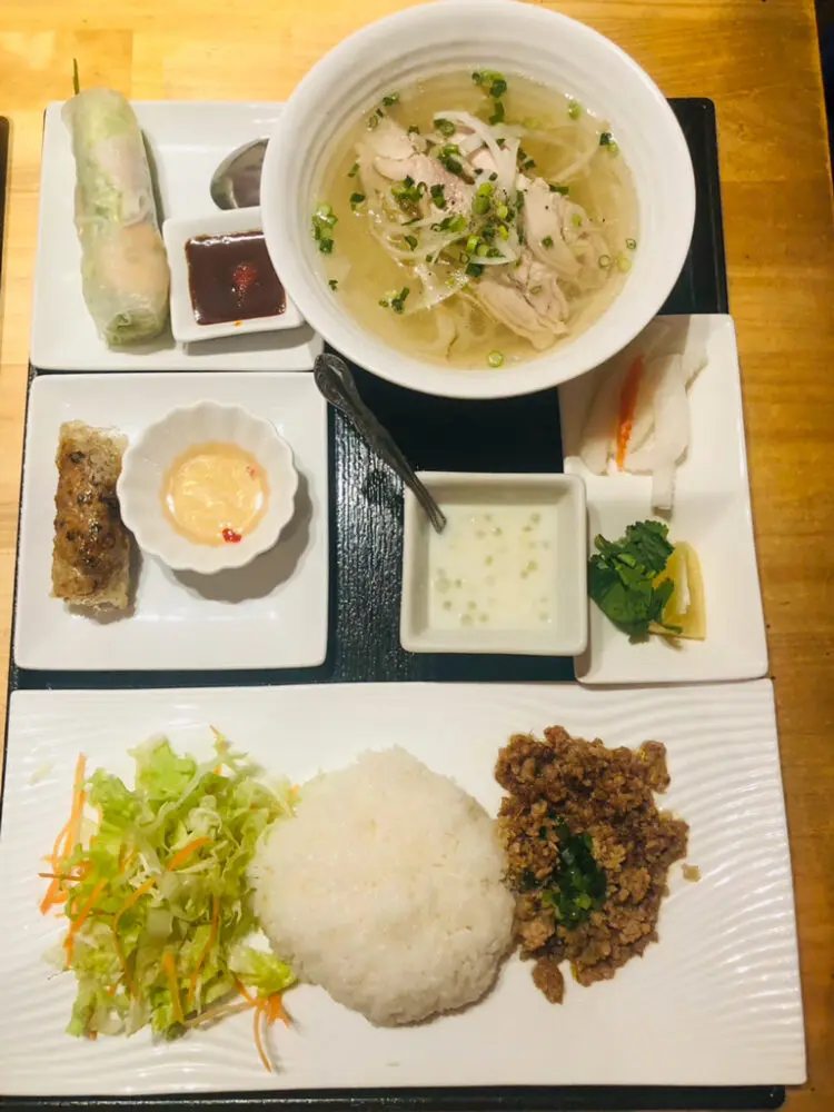 ベトナムリゾートレストラン HaNoi Machi(ハノイマチ)のランチの写真