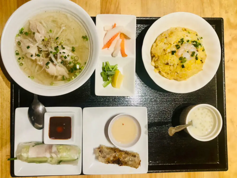 ベトナムリゾートレストラン HaNoi Machi(ハノイマチ)のランチの写真