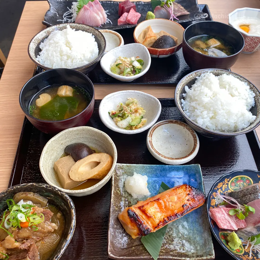 Thumbnail of http://土鍋ごはん食堂%20ふじたやのランチの写真