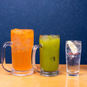 大衆酒場 スペシャルズのドリンクの写真